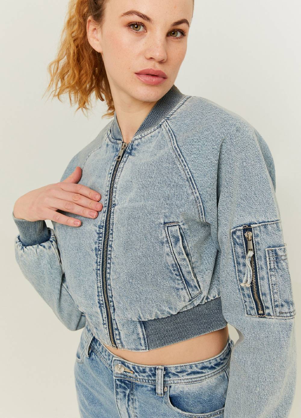 Ovs Bomber cropped in denim acid wash
