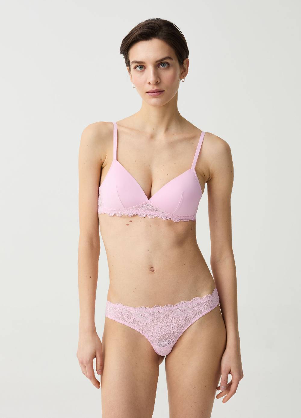 Ovs Brasiliano in microfibra con fronte in pizzo