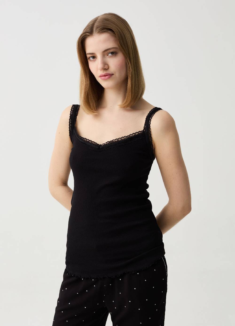 Ovs Canotta Con Scollo A V E Profili In Pizzo