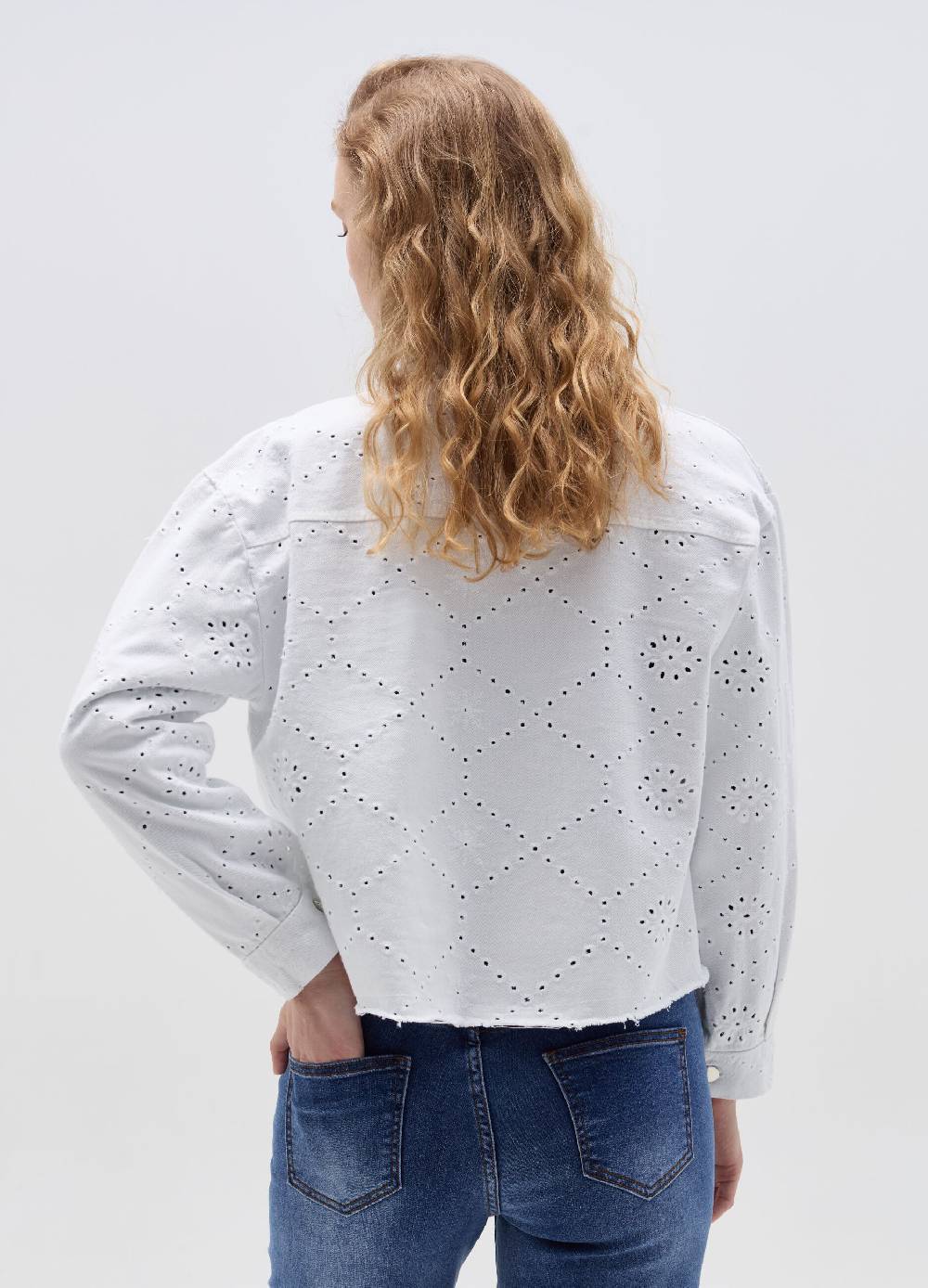 Ovs Giacca Corta Traforata E Dettagli In Sangallo