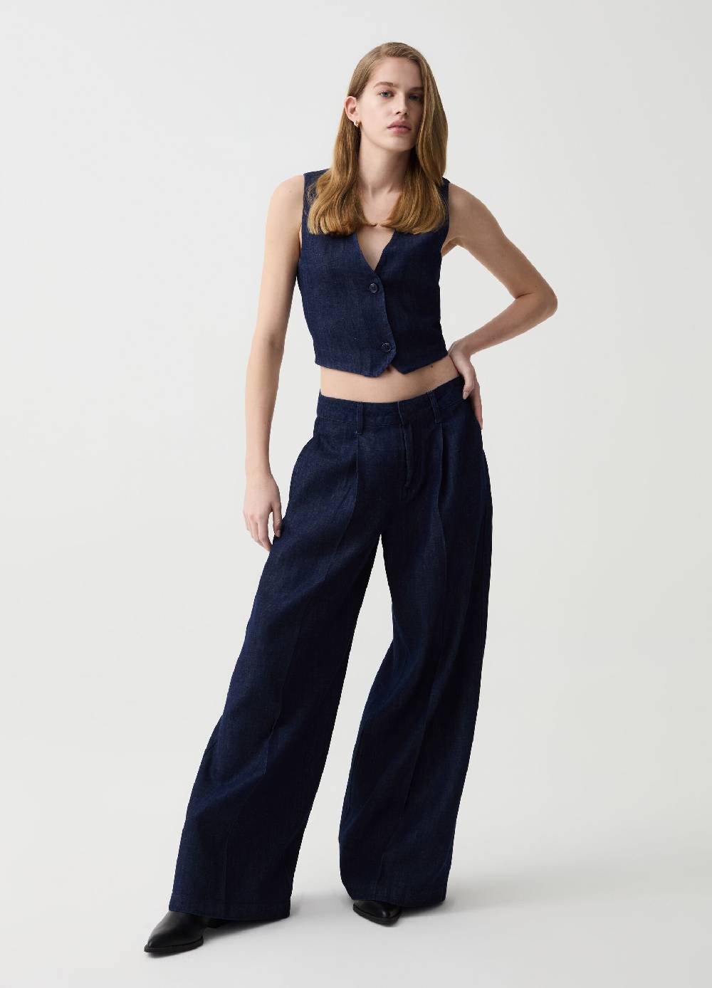 Ovs Gilet crop in denim con scollo a V