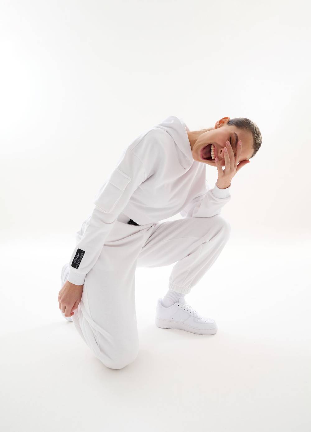 Ovs Hoodie Cargo Crop White