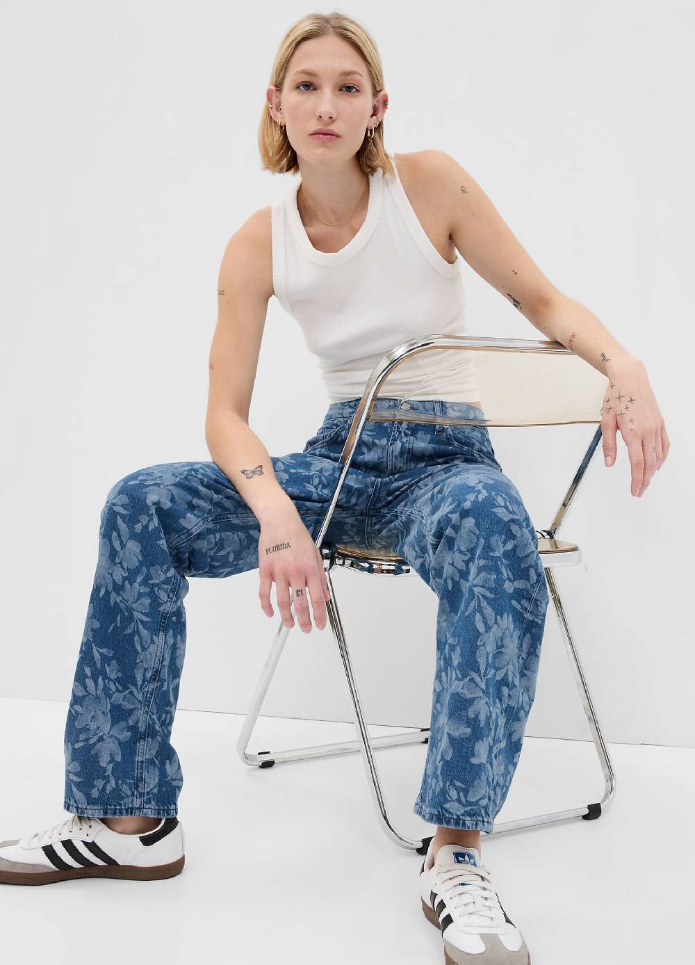 Ovs Jeans Loose Fit Con Stampa Laser All-over