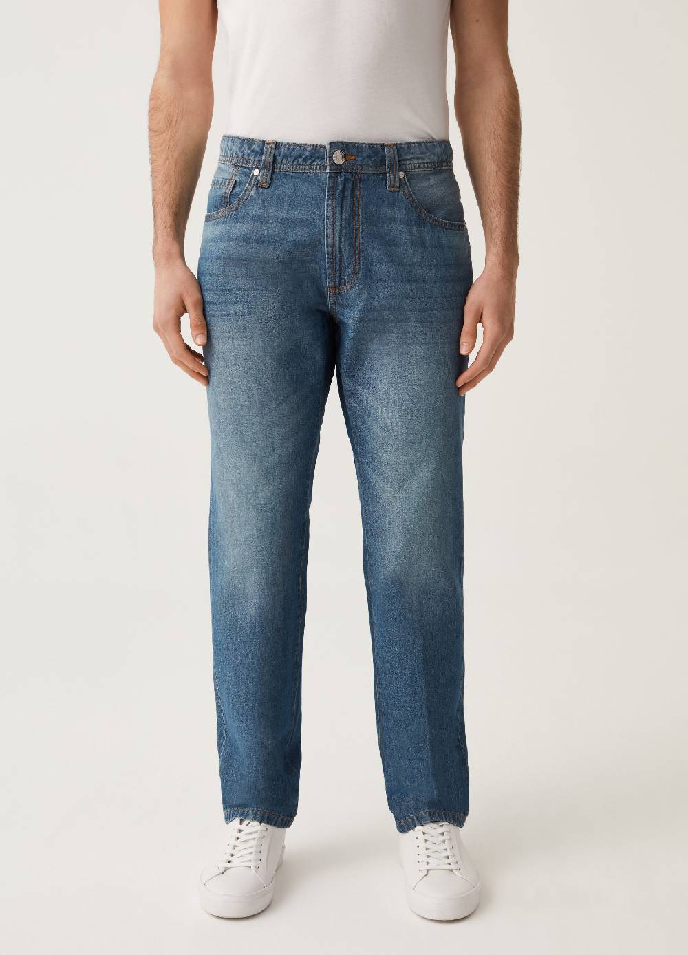 Ovs Jeans Regular Fit Con Scoloriture