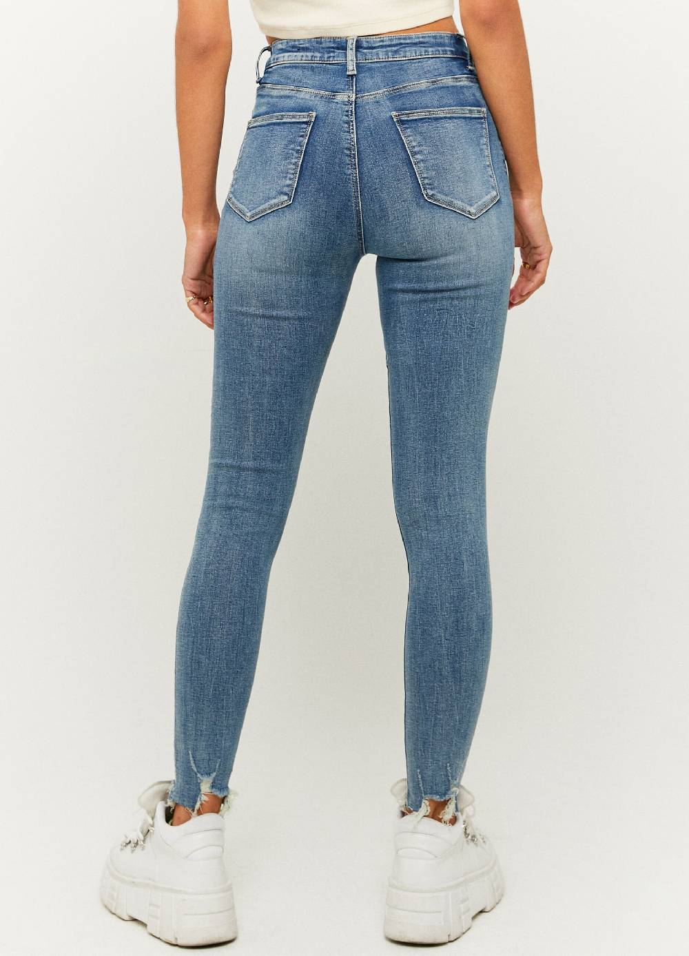 Ovs Jeans Slim Fit Con Abrasioni