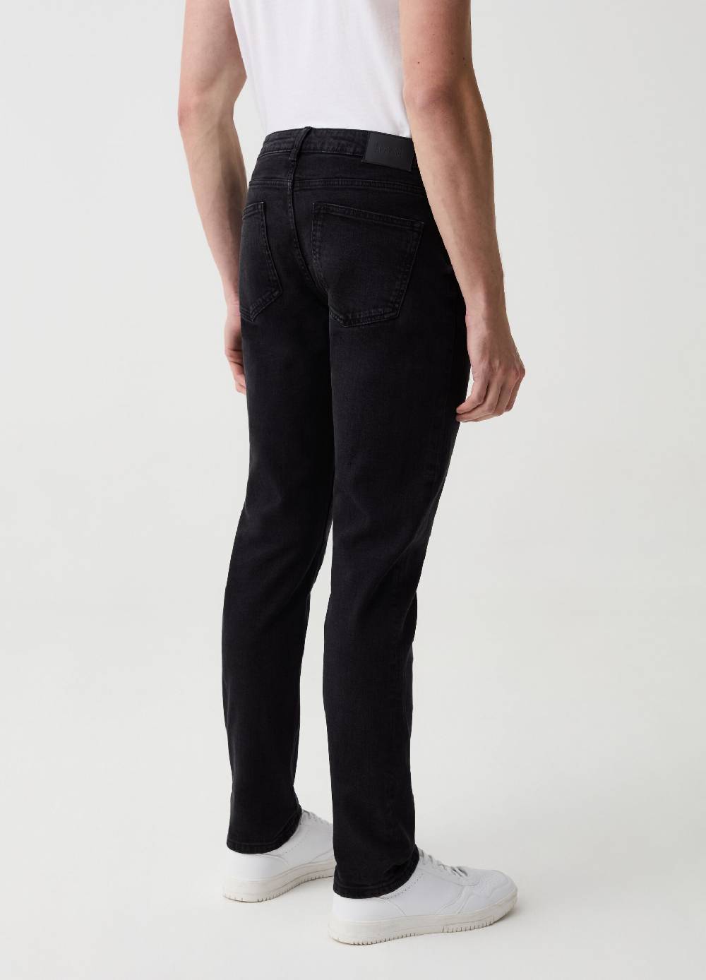 Ovs Jeans Slim Fit Con Scoloriture