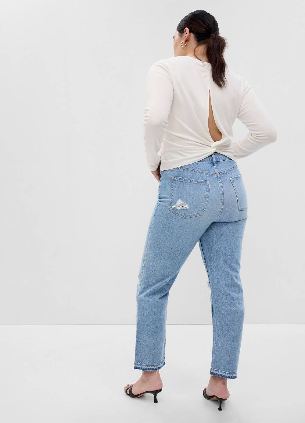 Ovs Jeans Straight Fit A Vita Alta Con Abrasioni