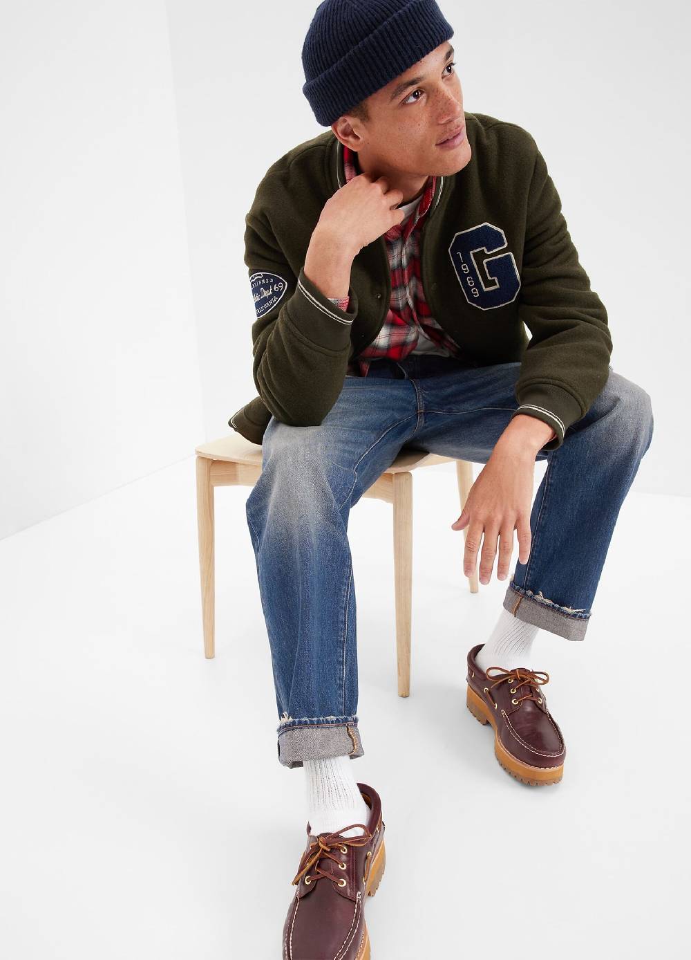 Ovs Jeans Straight Fit Con Abrasioni