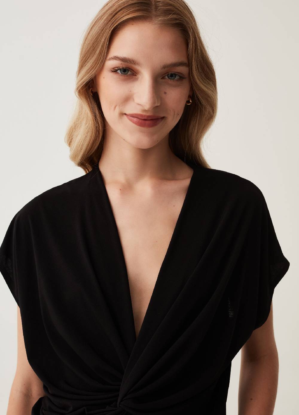 Ovs Maglia In Crêpe Con Scollo A V E Nodo