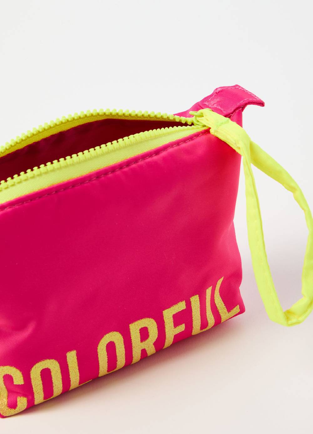 Ovs Necessaire Con Dettagli Fluo E Stampa