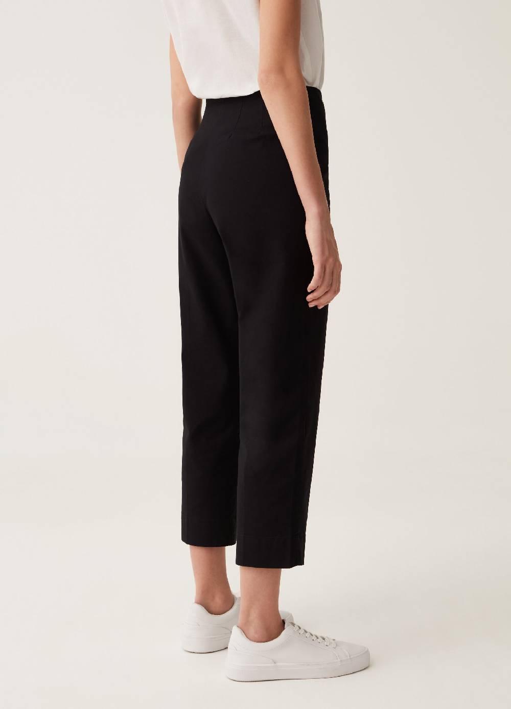 Ovs Pantaloni Crop A Sigaretta