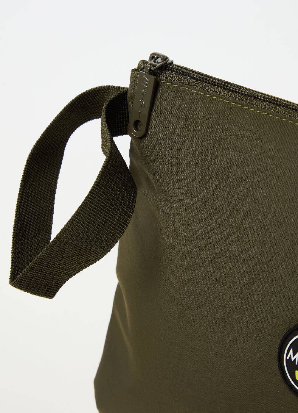 Ovs Pochette Tinta Unita Con Patch Logo