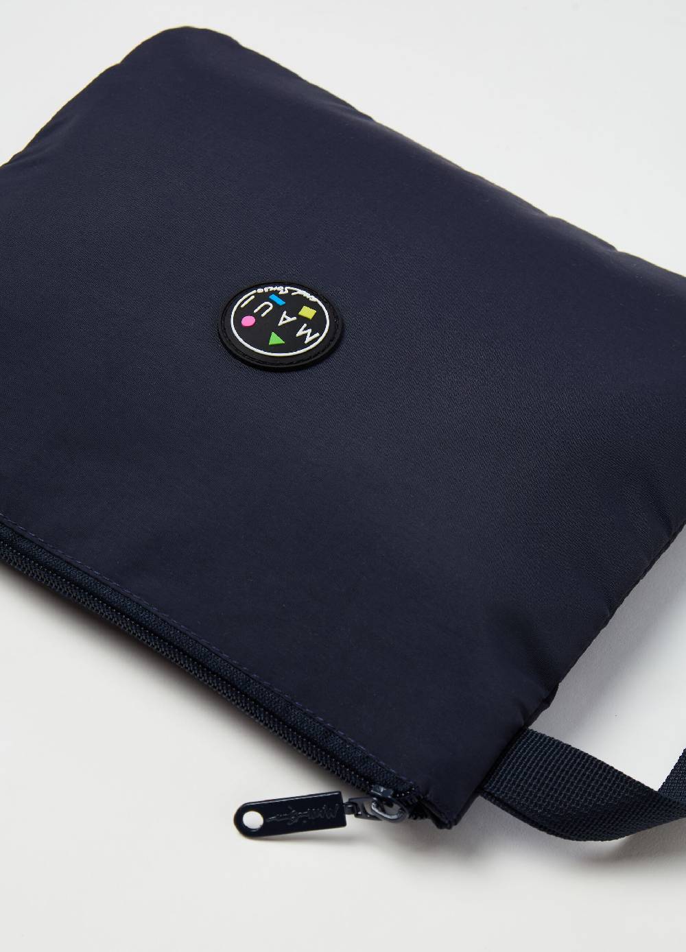 Ovs Pochette Tinta Unita Con Patch Logo