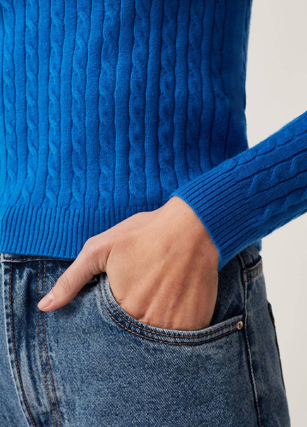 Ovs Pullover Con Motivo A Treccia