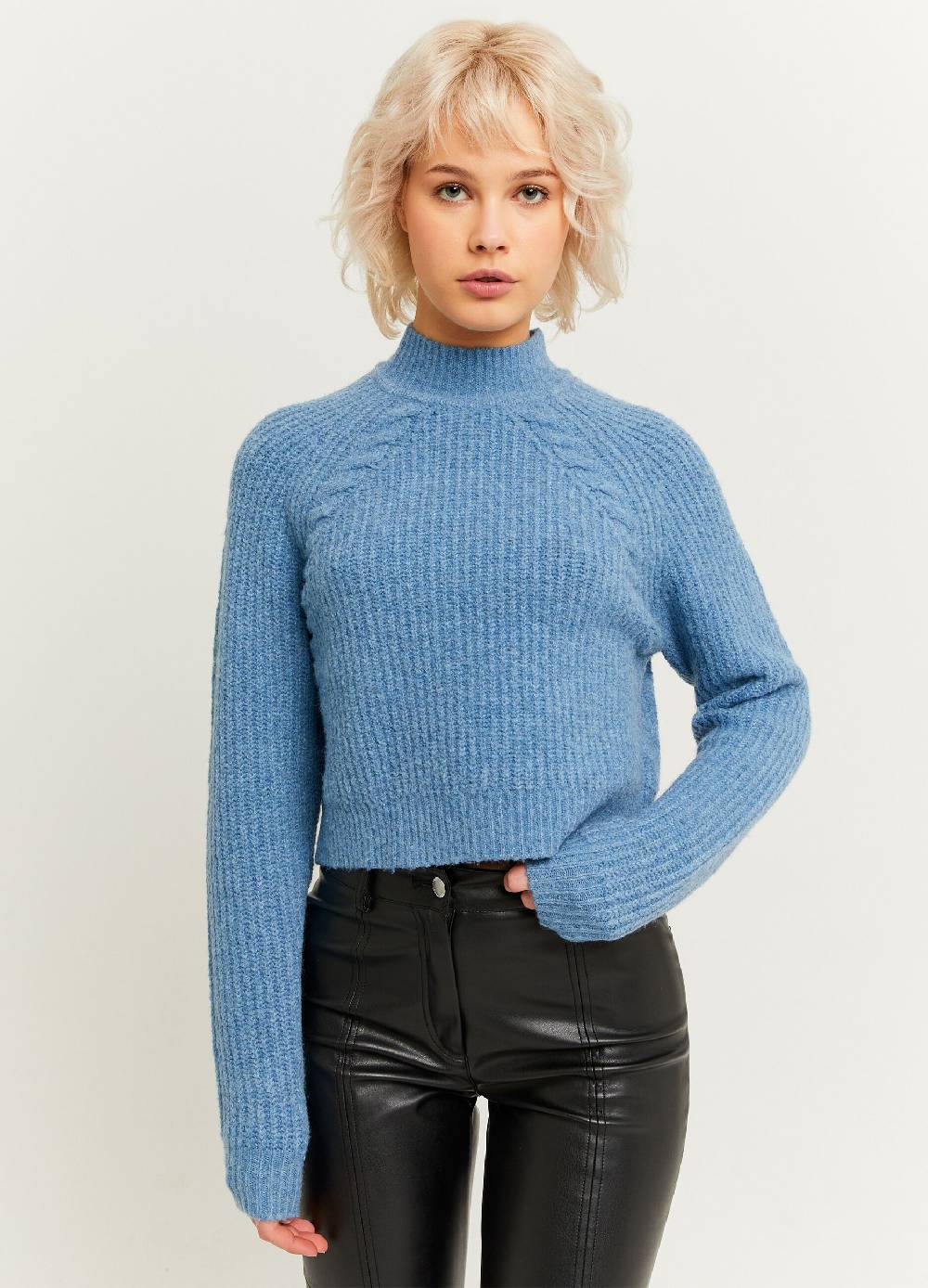 Ovs Pullover Crop A Coste Con Dettagli A Trecce