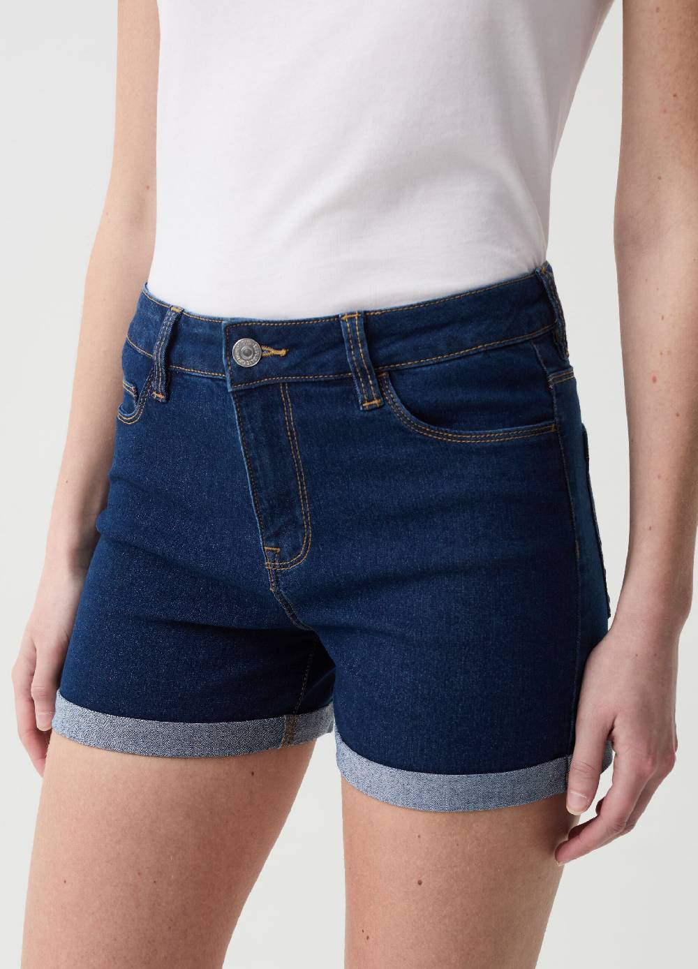 Ovs Shorts In Denim Con Risvolti