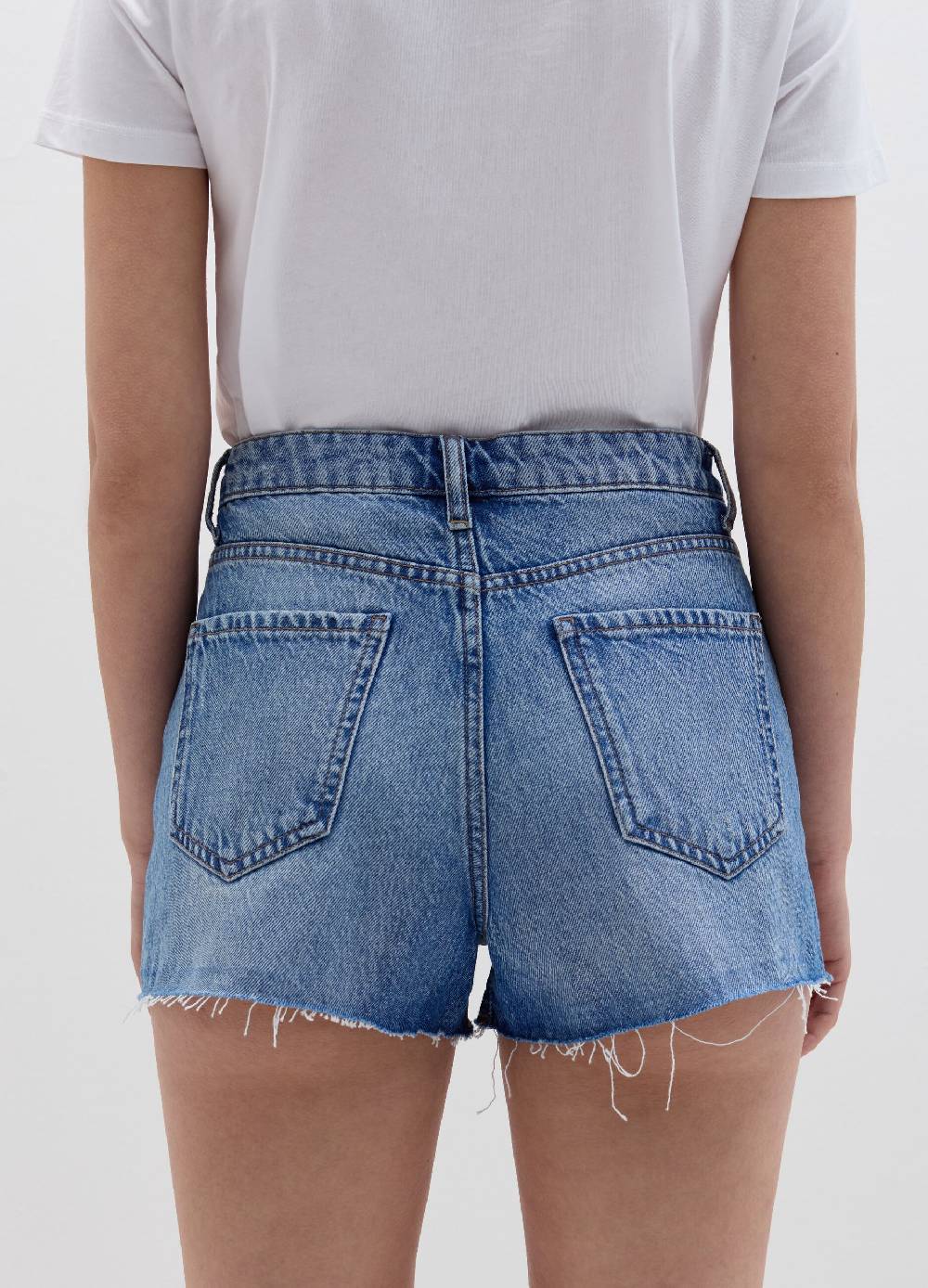 Ovs Shorts In Denim Con Strappi E Abrasioni