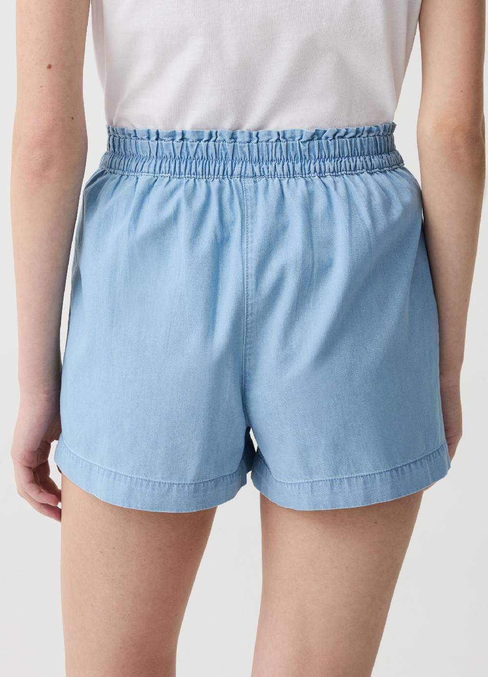 Ovs Shorts In Denim Fluido Con Cintura