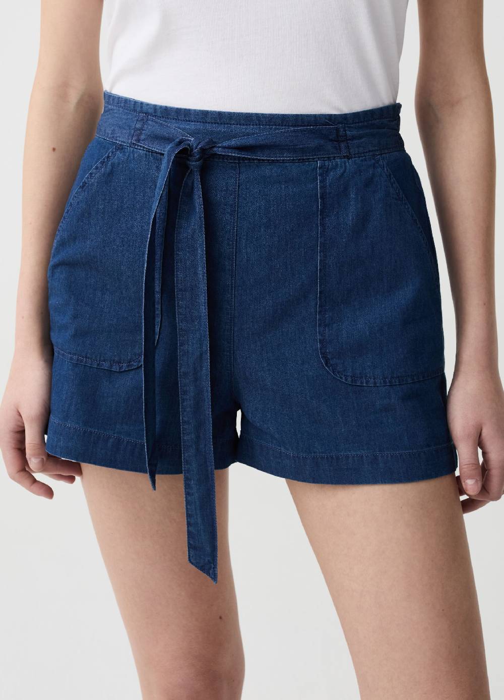 Ovs Shorts In Denim Fluido Con Cintura