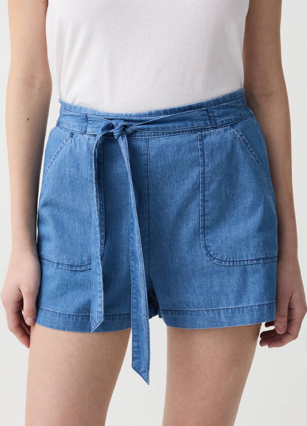 Ovs Shorts In Denim Fluido Con Cintura