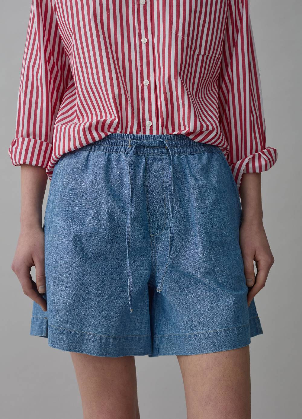 Ovs Shorts In Denim Fluido Con Tasche