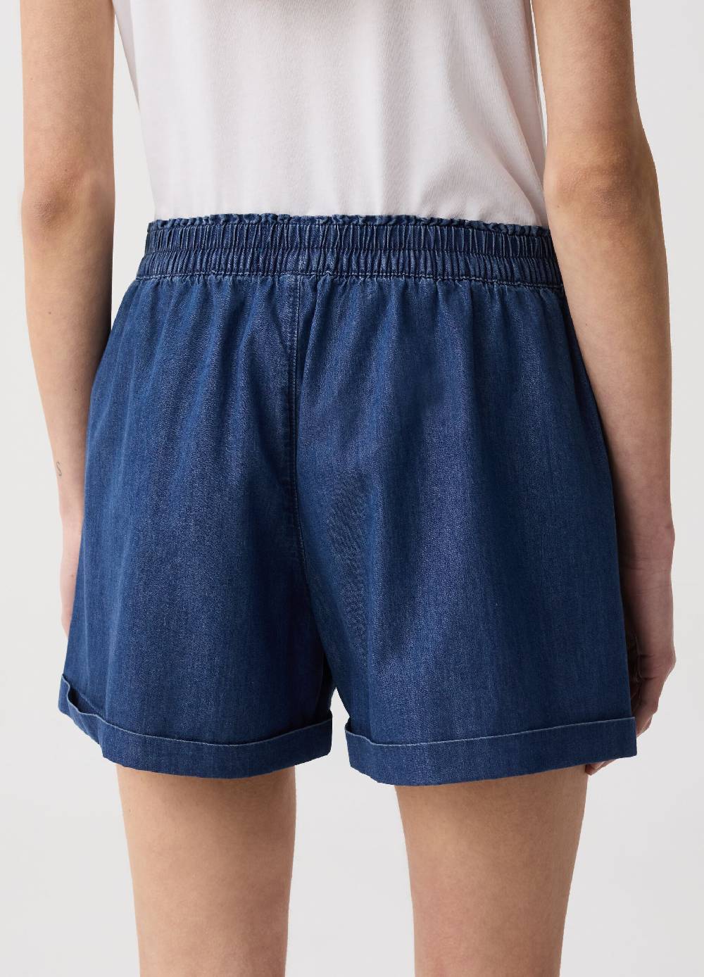 Ovs Shorts In Denim Fluido Con Tasche