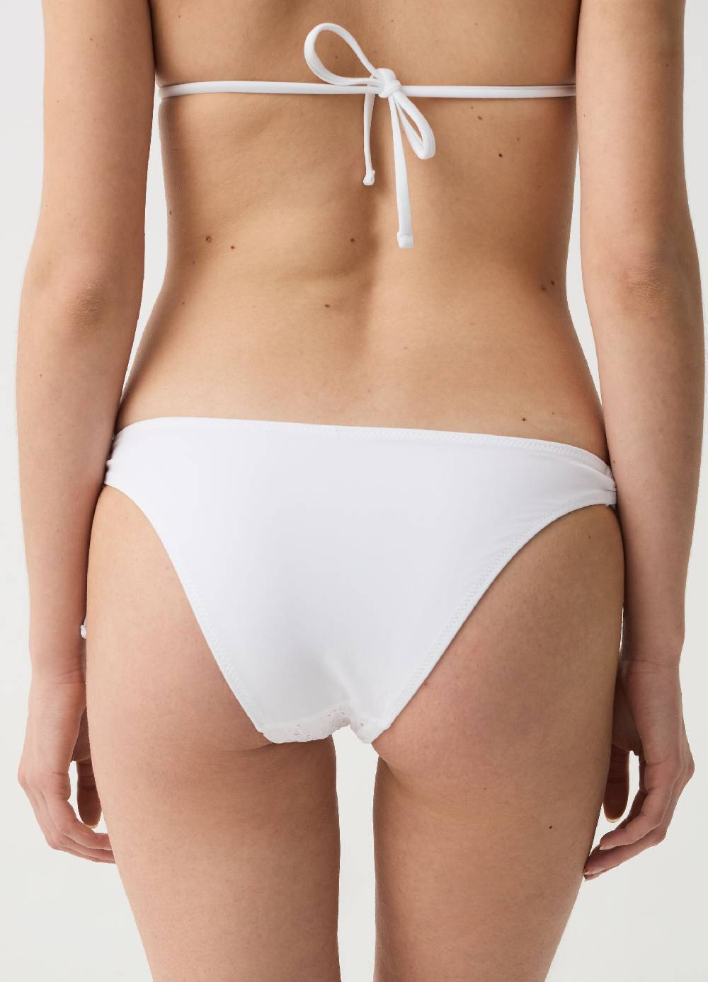 Ovs Slip Bikini Con Fronte In Sangallo