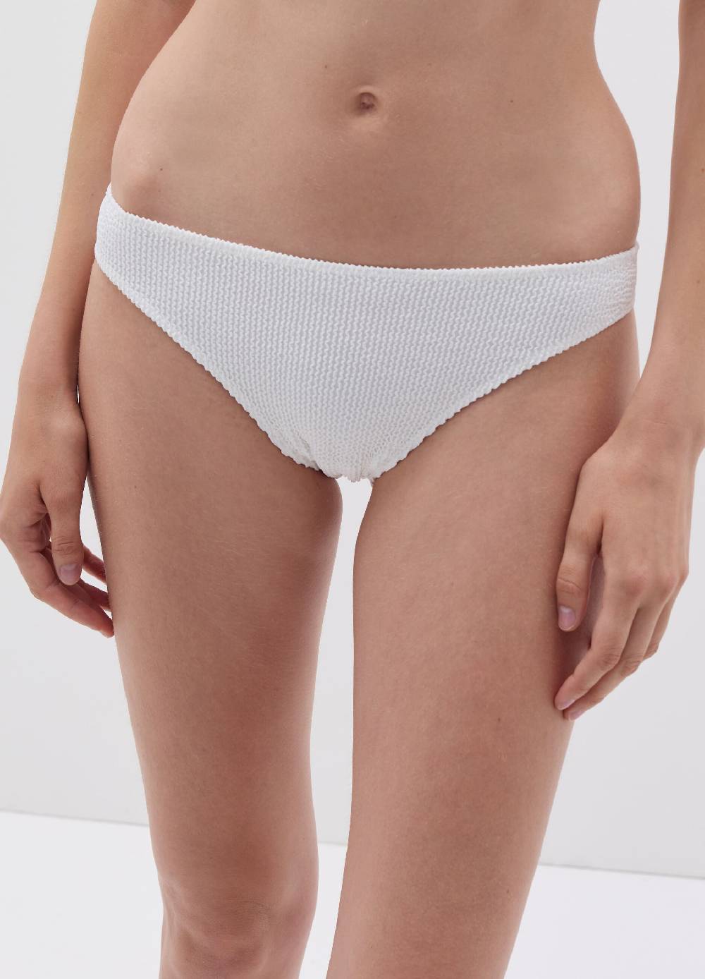 Ovs Slip Bikini Con Trama Ondulata