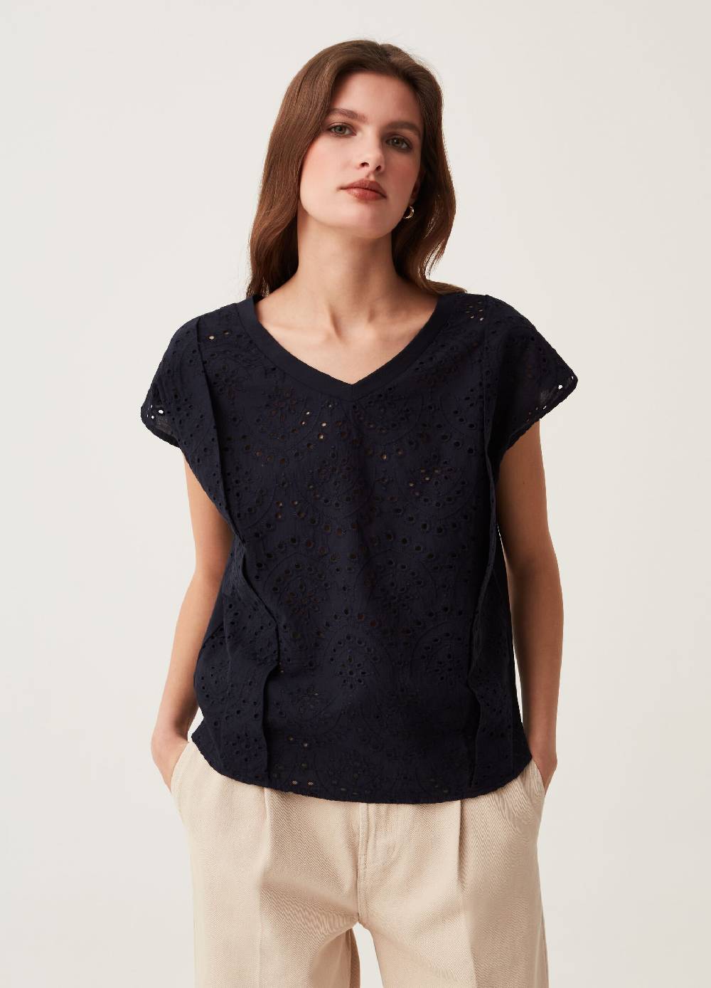 Ovs T-shirt con pizzo sangallo scollo a V