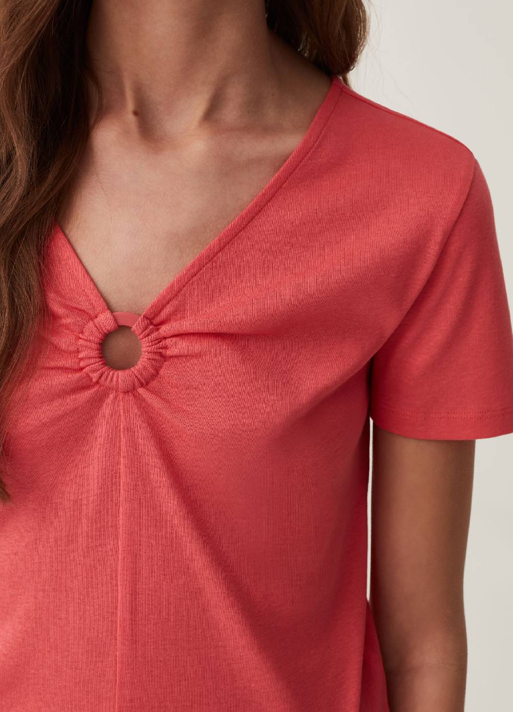 Ovs T-shirt Con Scollo A V E Anello