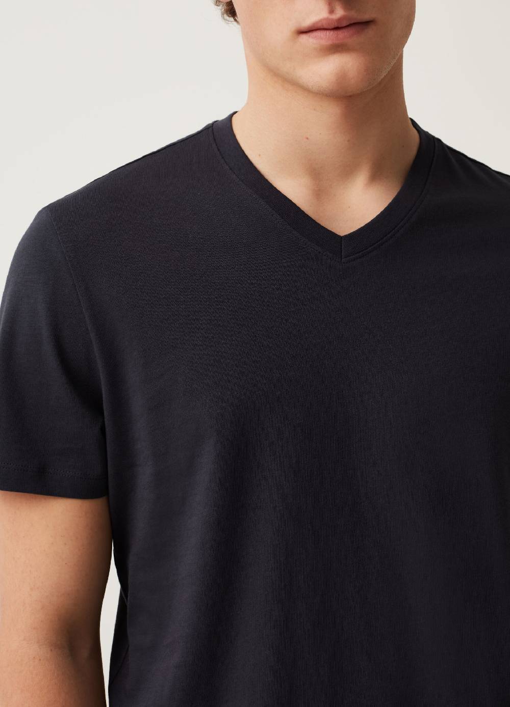 Ovs T-shirt In Cotone Bio Con Scollo A V