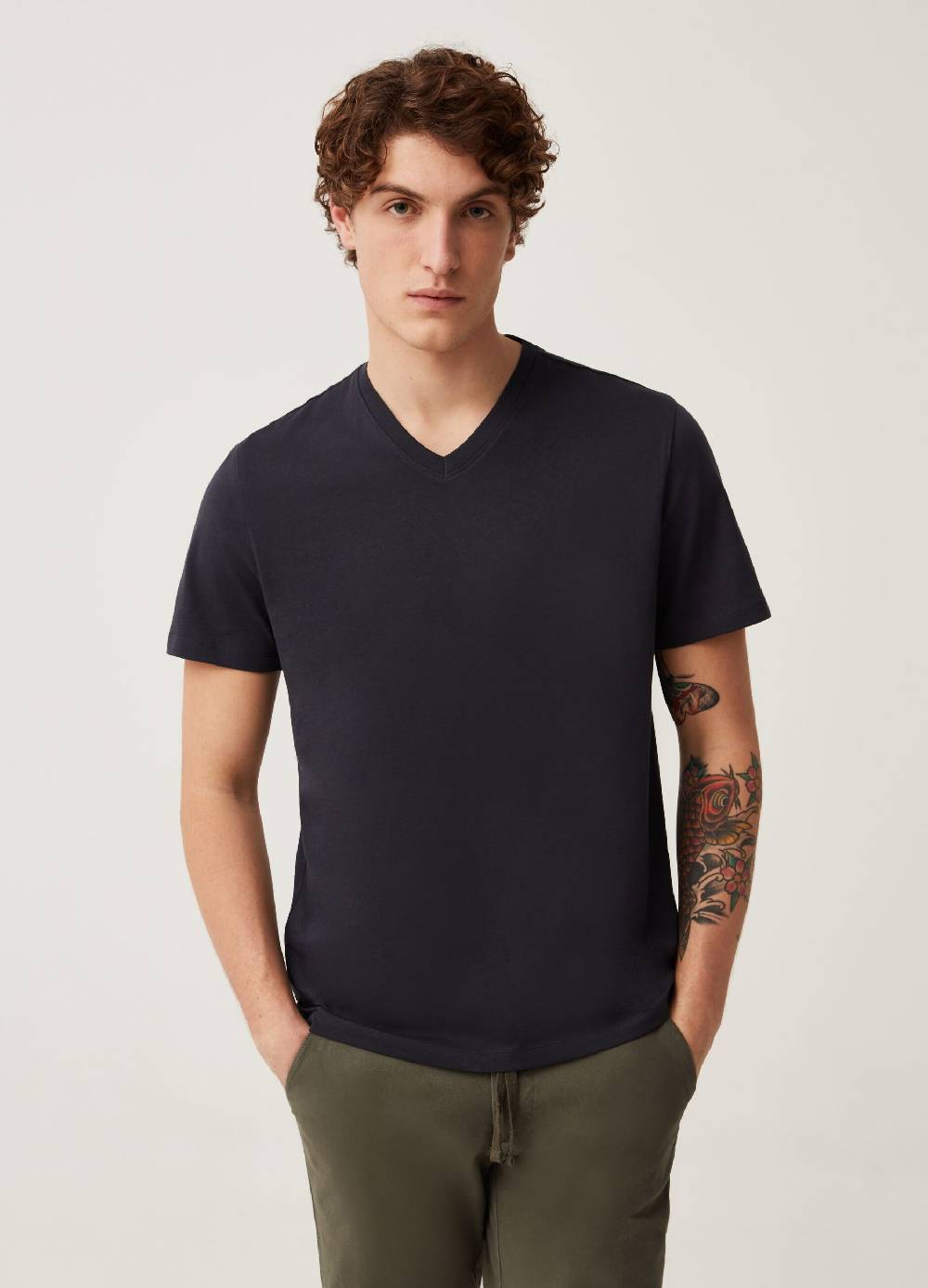 Ovs T-shirt in cotone bio con scollo a V