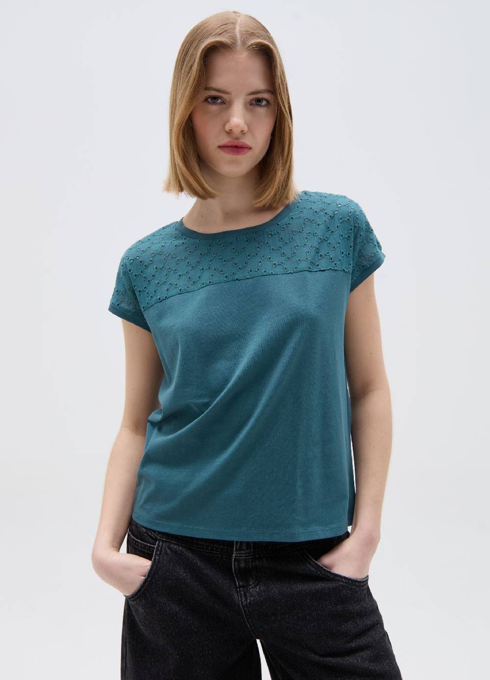 Ovs T-shirt In Cotone Con Sangallo