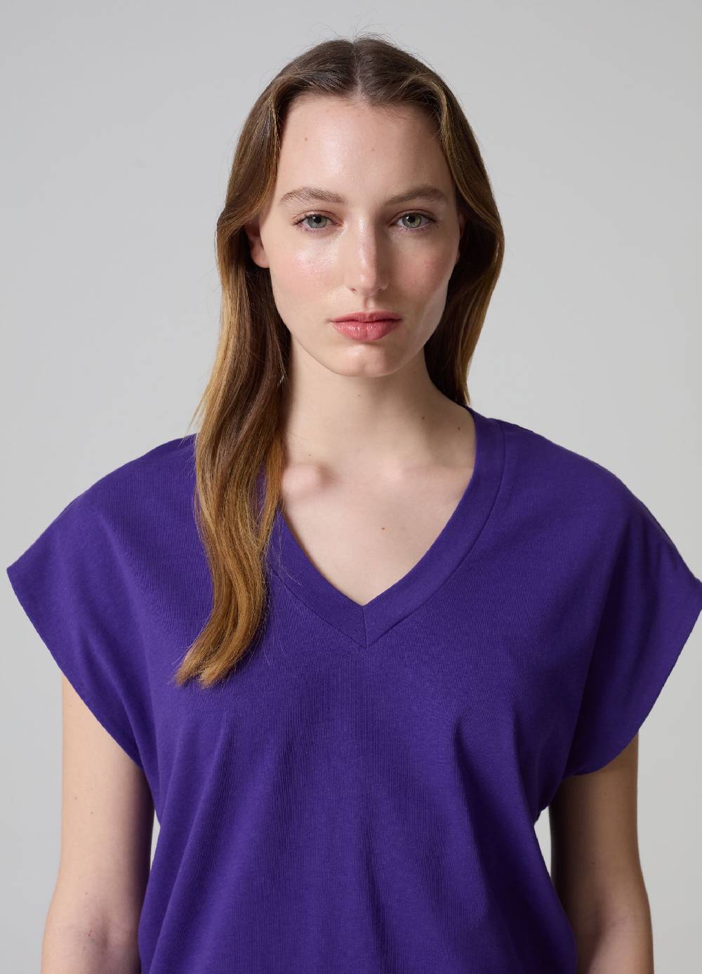 Ovs T-shirt in cotone con scollo a V