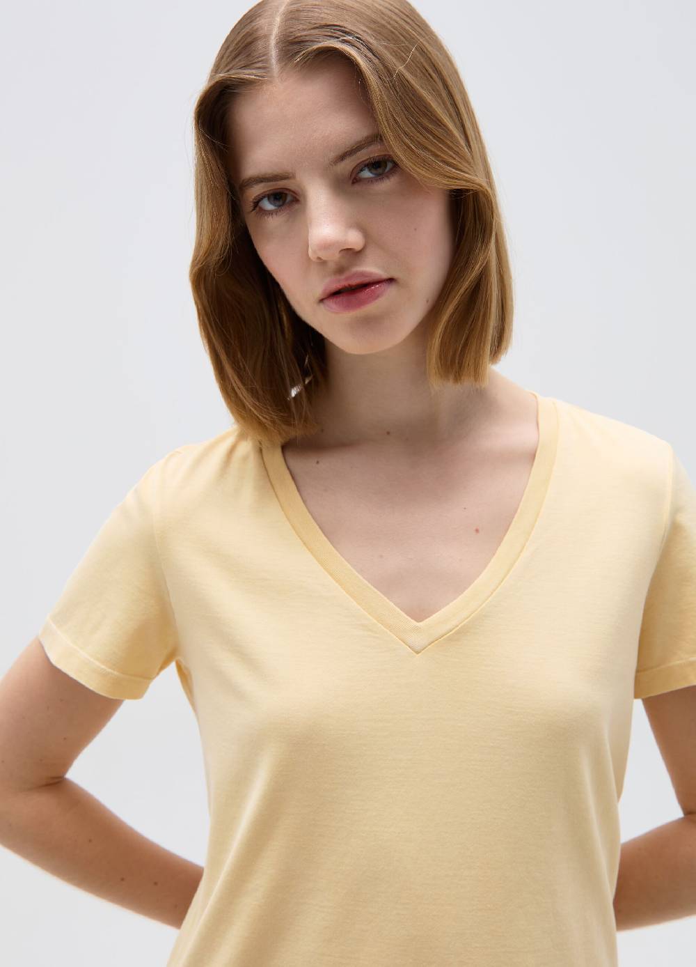 Ovs T-shirt in cotone con scollo a V