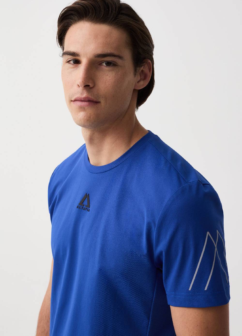 Ovs T-shirt In Tessuto Tecnico Con Stampa Altavia