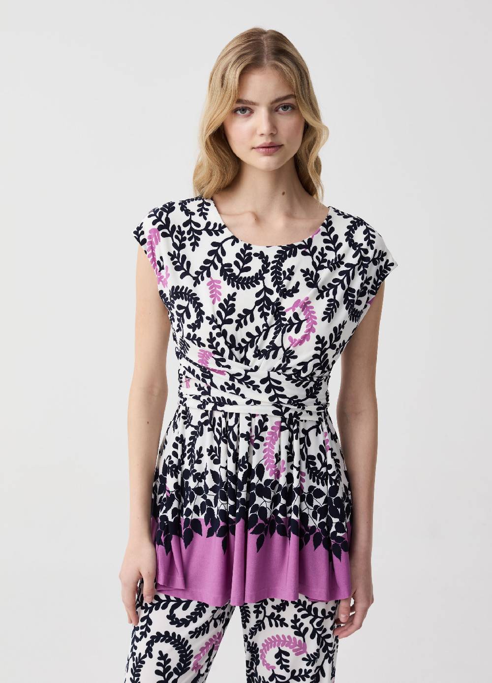 Ovs T-shirt Premaman Con Stampa Foliage