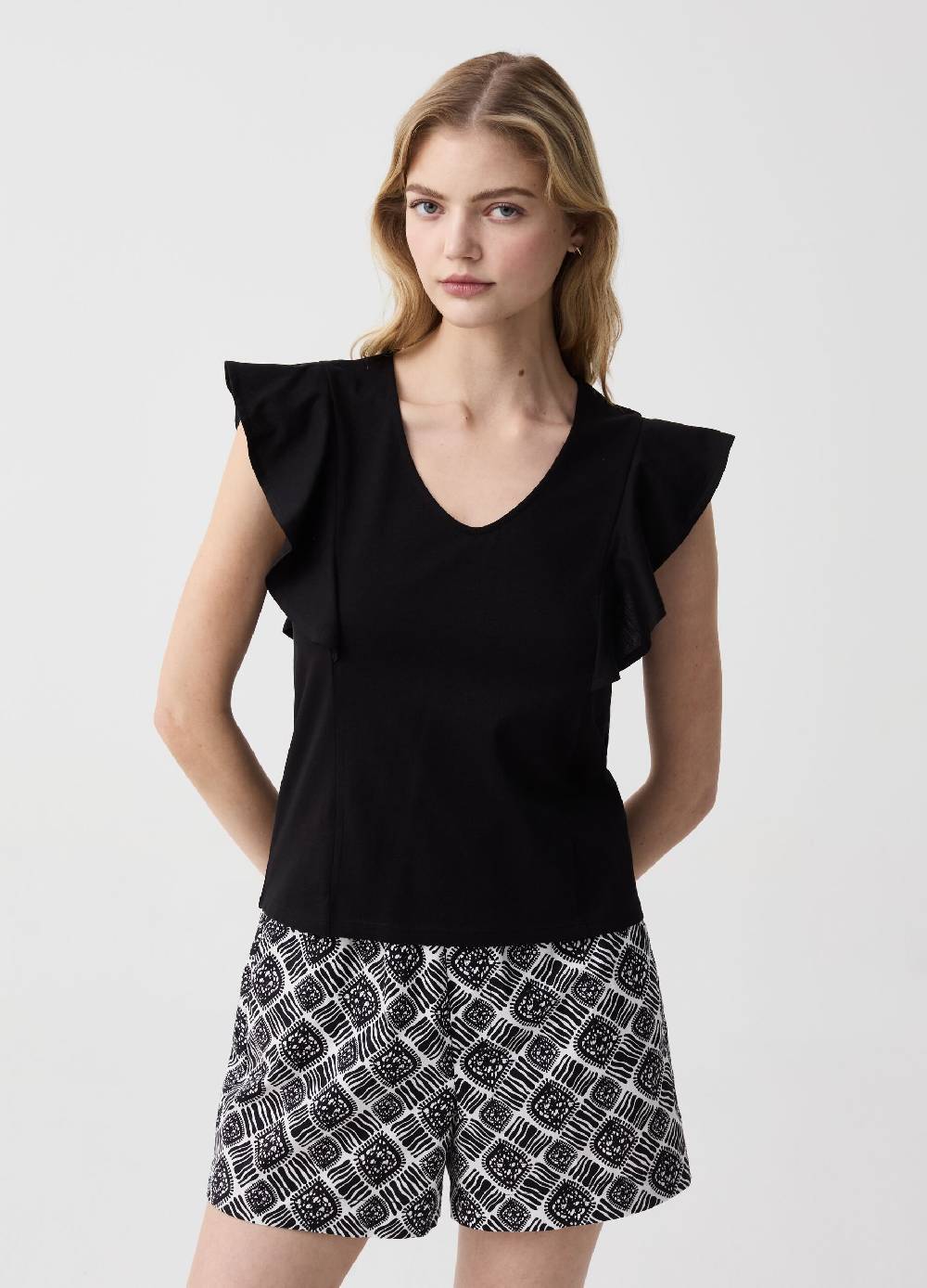 Ovs T-shirt smanicata con scollo a V e volant