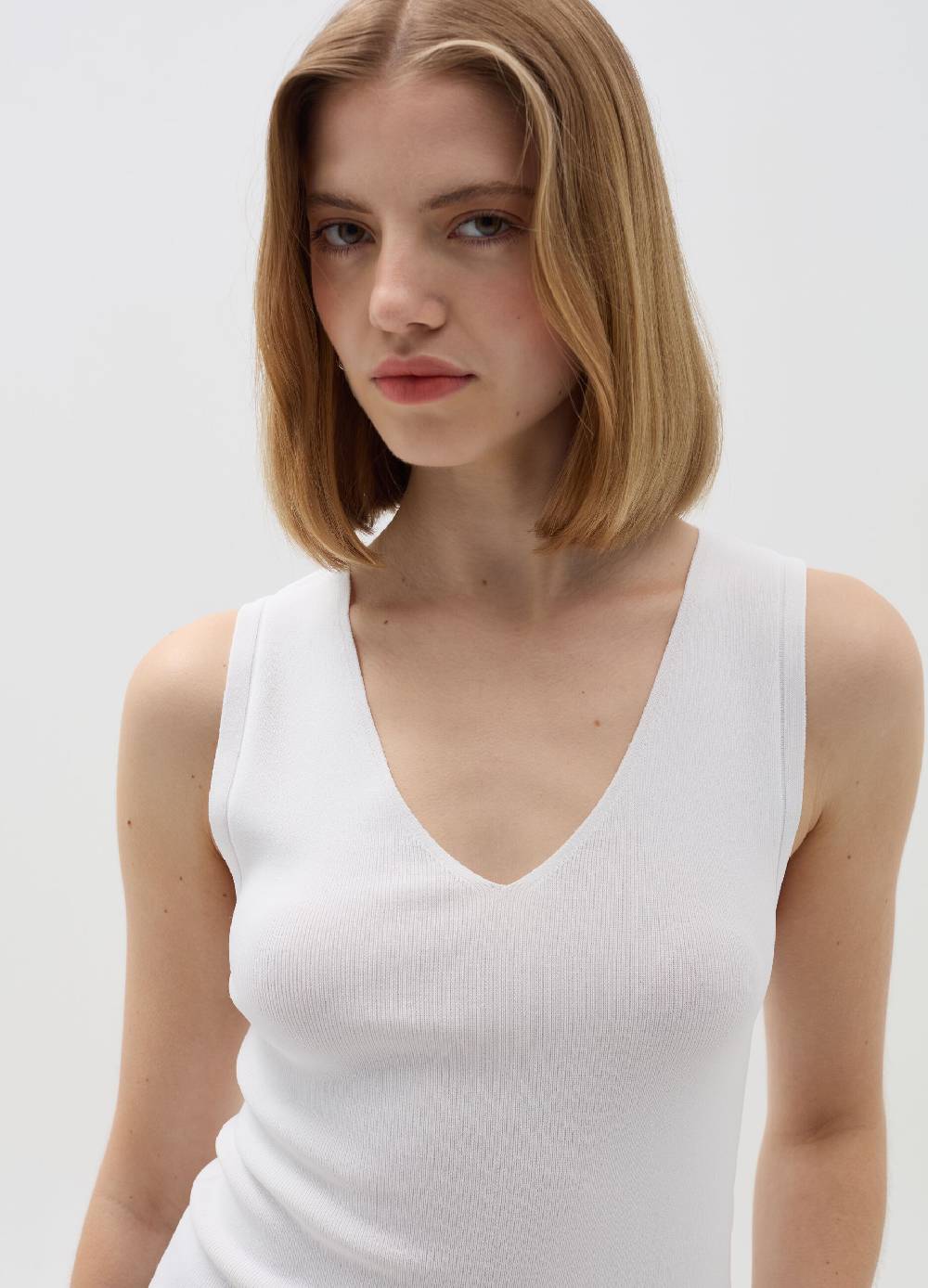 Ovs Tank Top Con Scollo A V