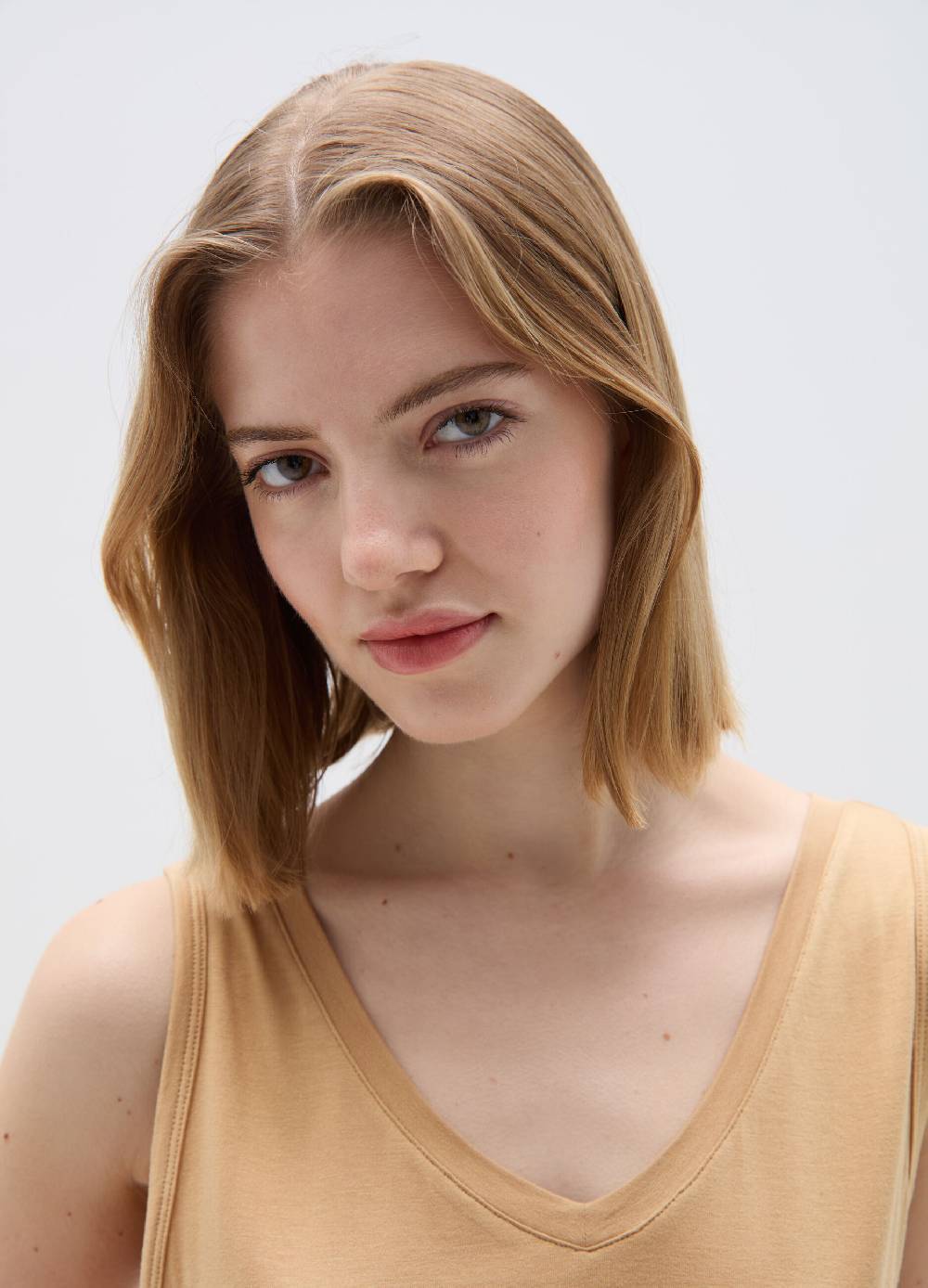 Ovs Tank Top Con Scollo A V