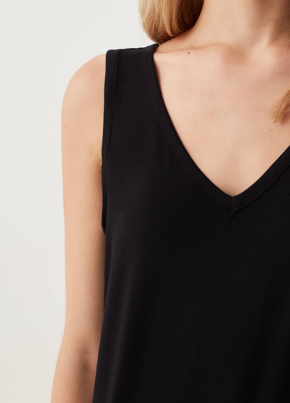 Ovs Tank Top In Viscosa Stretch Scollo A V