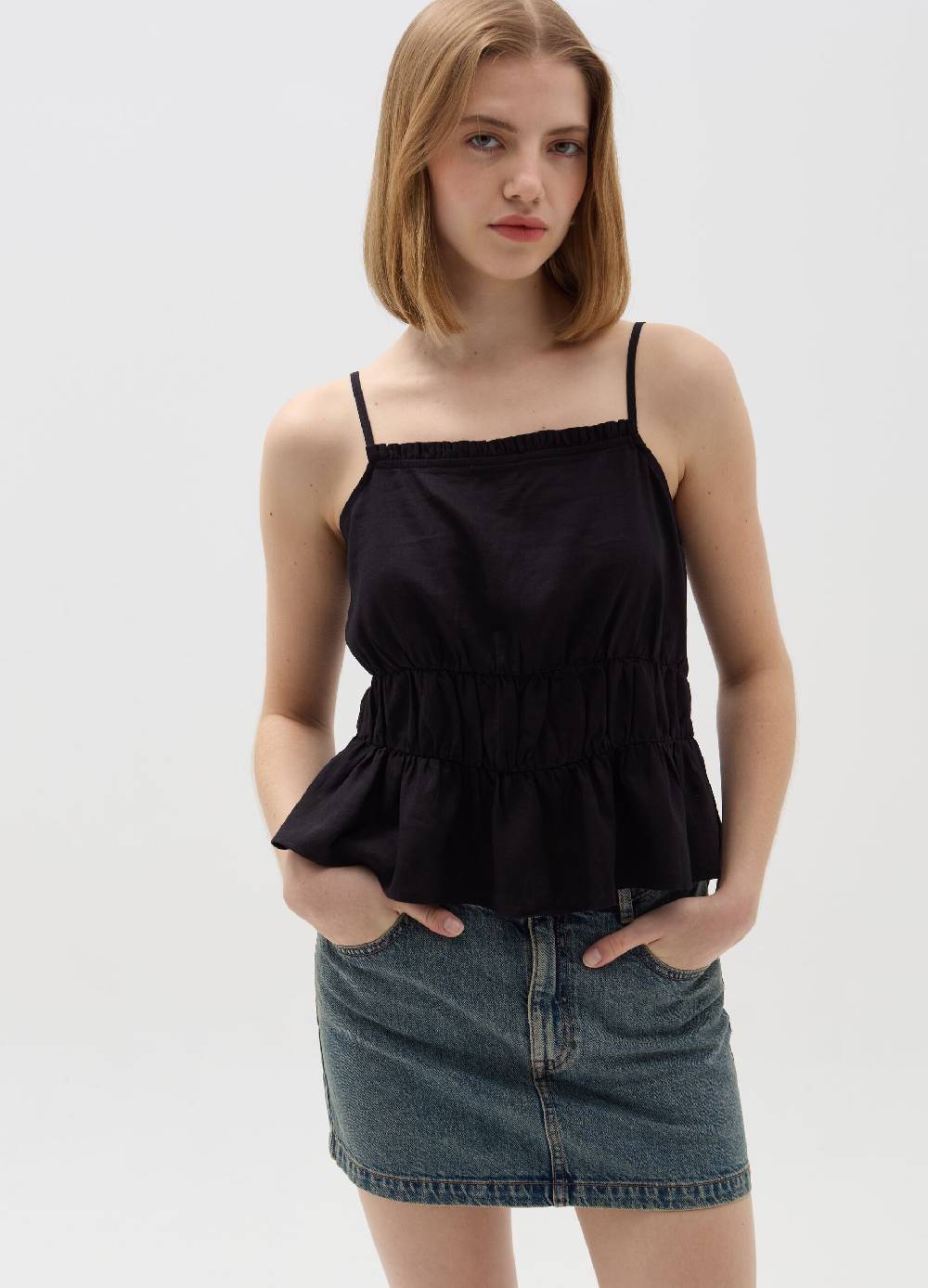 Ovs Top con balza e bottoni