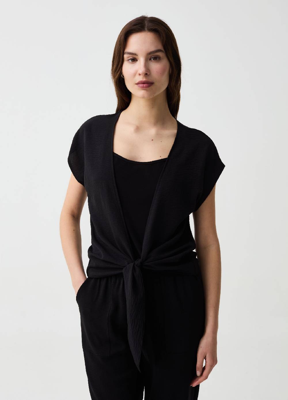 Ovs Top in crêpe con nodo