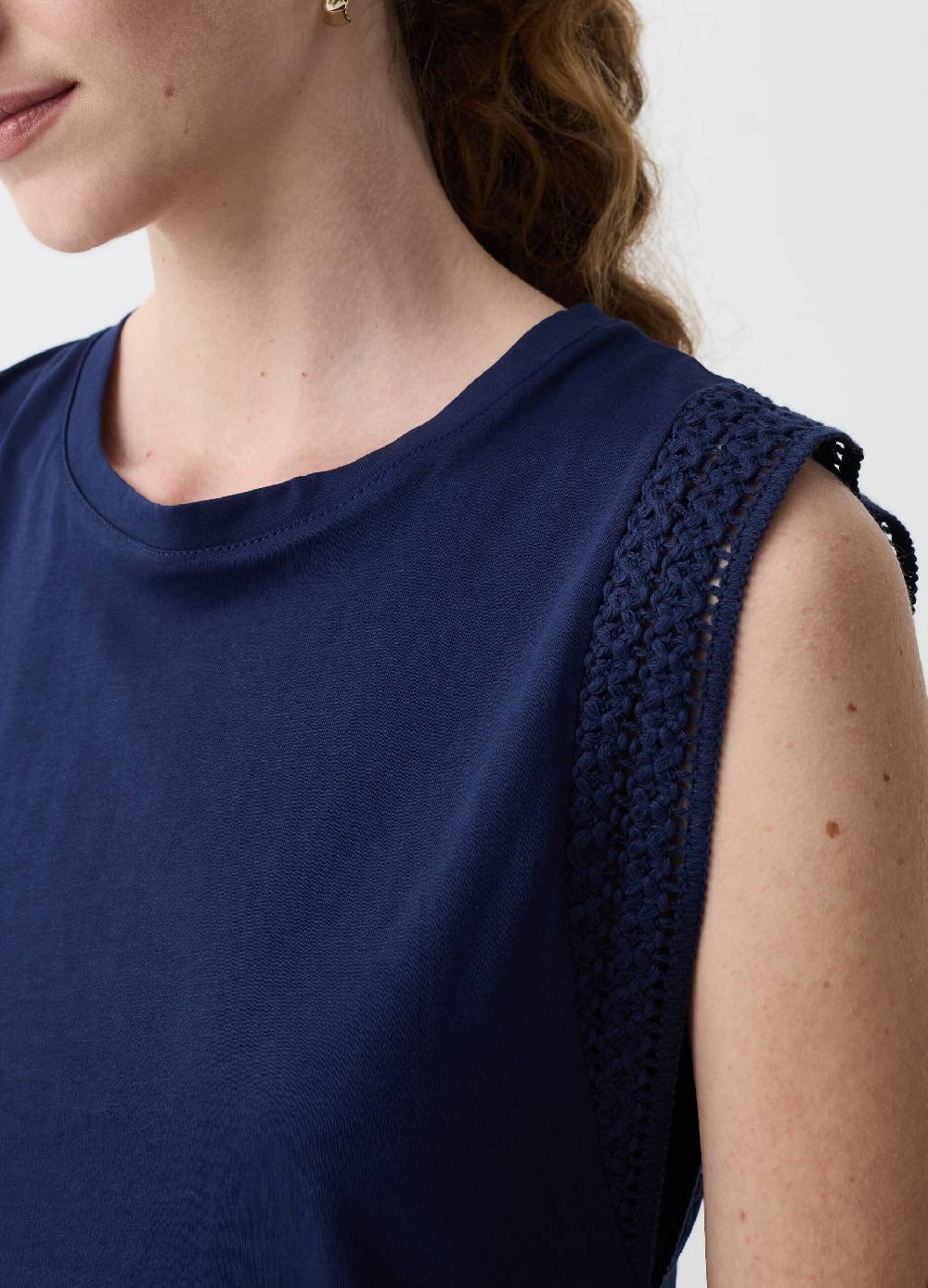 Ovs Top Smanicato Con Profili Ricamati