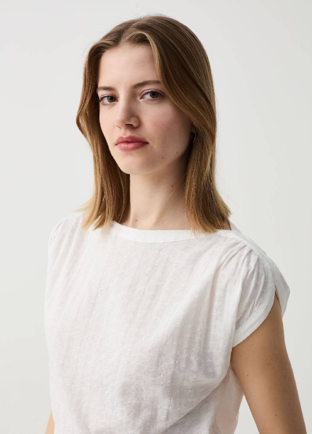 Ovs Top Smanicato In Jersey Con Trama Lavorata