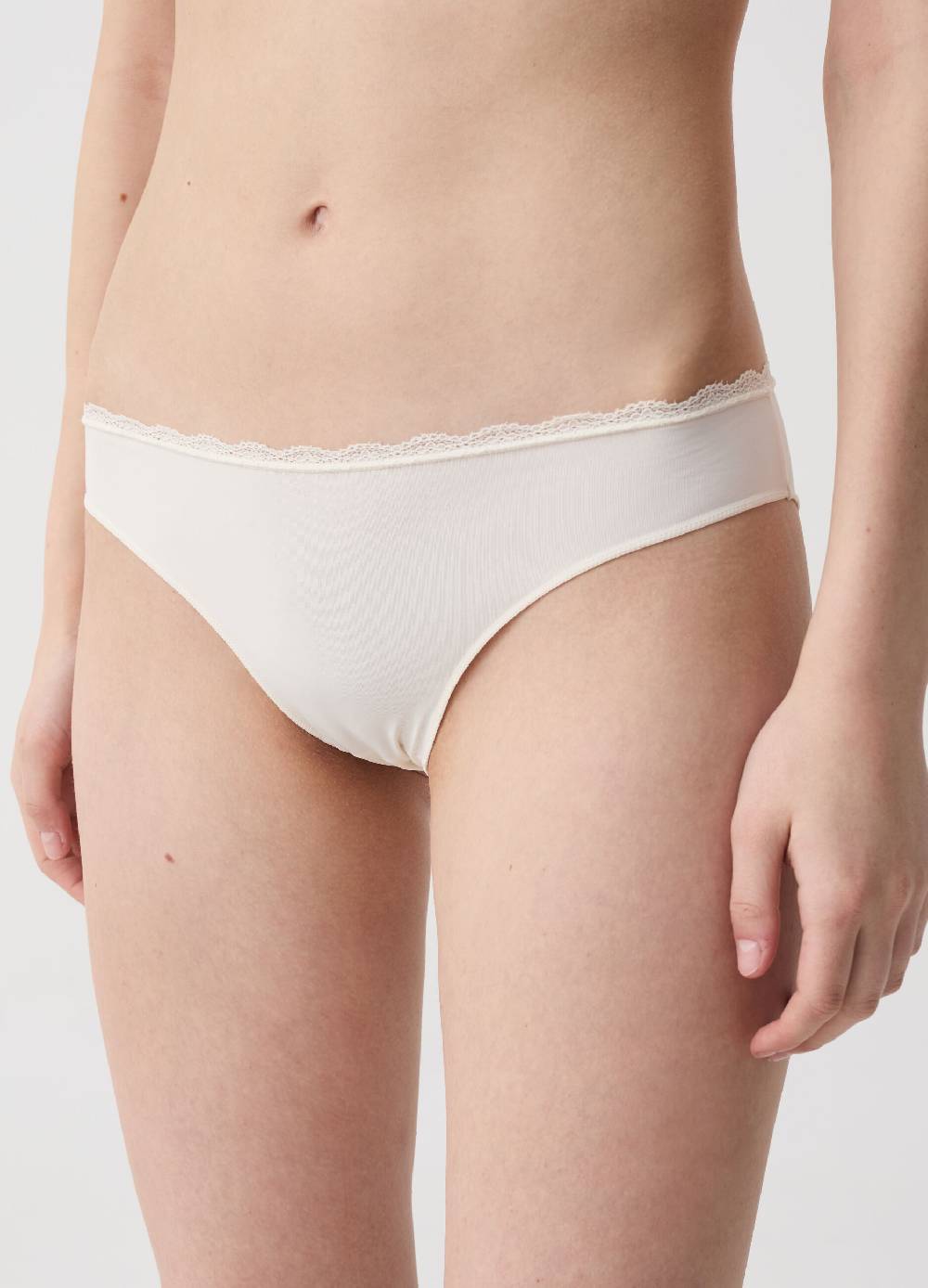 Ovs Tripack Brasiliani Con Profilo In Pizzo