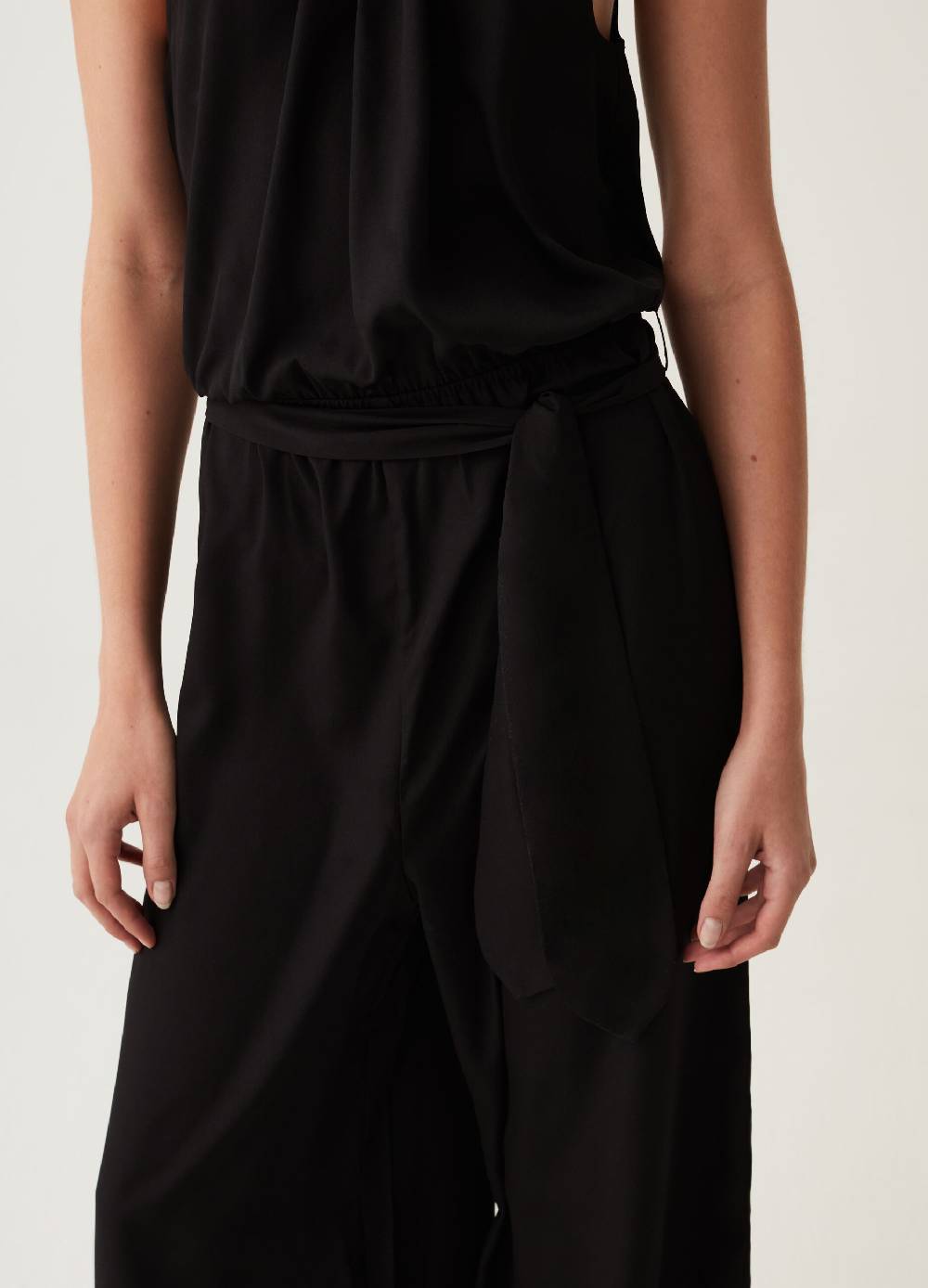 Ovs Tuta Intera In Satin Scollo All'americana