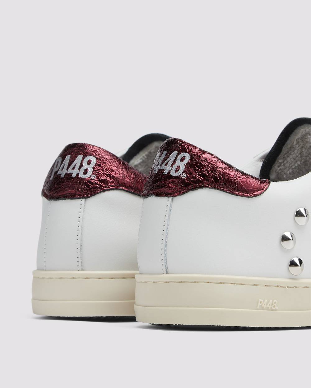 P448 John Maroon/Stud