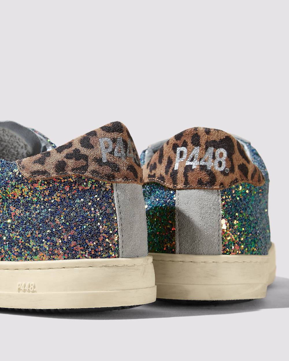 P448 John Multi/Glitter