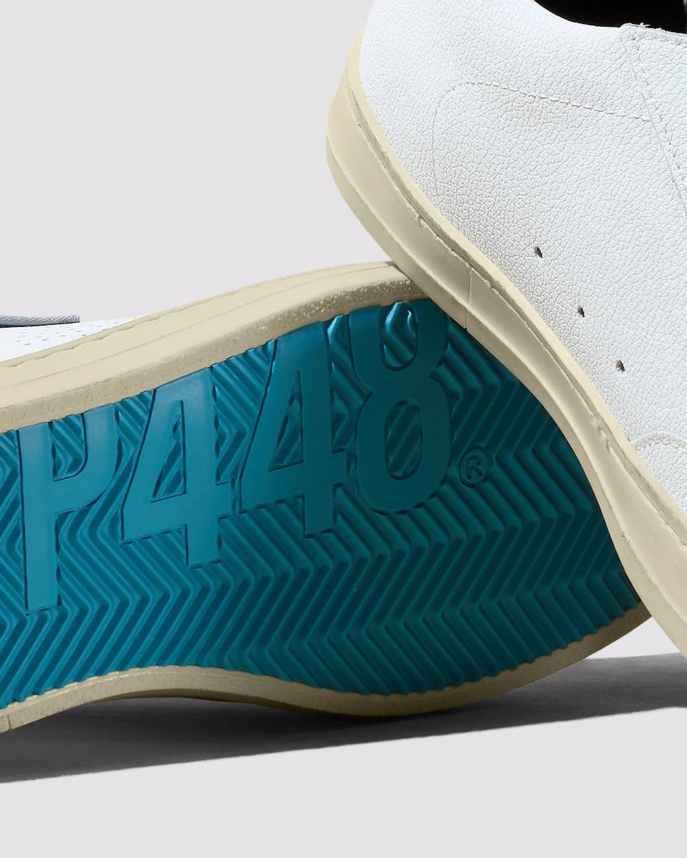 P448 John Recycled White/Blue